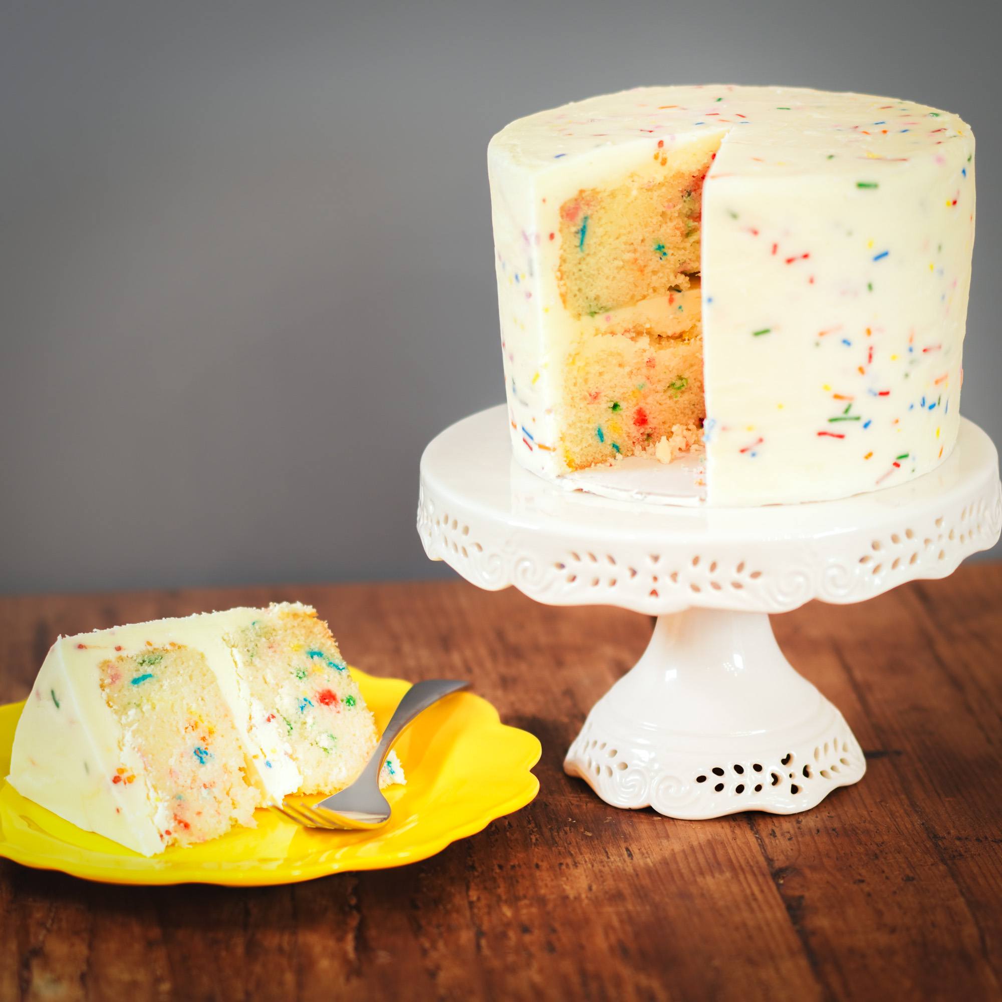 funfetti cake with funfetti frosting